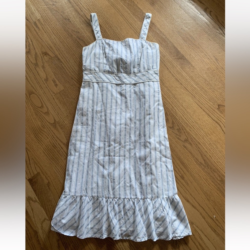 Women's Ann Taylor Loft Blue Striped Dress Size 6 Ruffle Bottom Hem